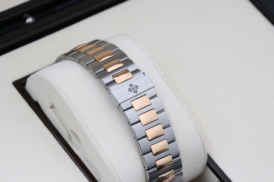 Patek Philippe Nautilus 5980/1AR-001